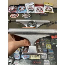 independent 因地 indy 滑板橋 鍛造底座 雙空橋 尺寸139, 如圖所示, 1個