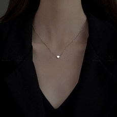 AKIPANDA 여성 미니멀 심플 모던 실버 하트 체인 목걸이