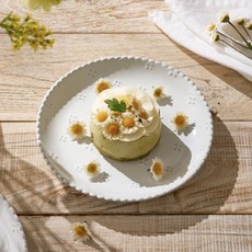 모던하우스 라피니라 블랑누아 플라워 원형접시 D17-CA9926009, 1개