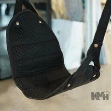 (1+1 상품)여행용 기내용 발해먹 발받침대 발쿠션 사무실 기차안 발걸이 발받치기 비행기 기내발해먹, 1개, 블랙