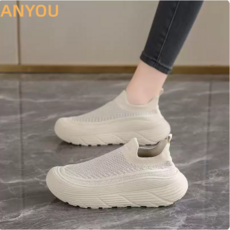 여성 가벼운 캐주얼화 메쉬운동화 통기성 여름 패션 경량 두꺼운 바닥 미끄럼 방지 신발