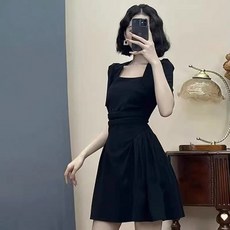 方領連衣裙 氣質韓系收腰顯瘦小黑裙