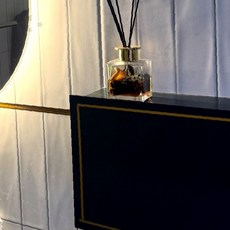 실내 인테리어 장식용 벽면 포인트 라인 몰딩 스티커 금색 메탈릭 광택 시트지, 상세페이지 참조