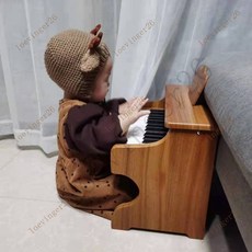台灣出貨 兒童玩具鋼琴迷你木質25鍵男女孩寶寶週嵗禮物嬰幼兒禮物, 胡桃木色 烤漆款 純彈奏帶琴譜架, 1個