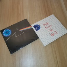 Pink Floyd《The Wall》2CD +《Dark Side Of The Moon》2CD 平克弗洛伊德經典 全新未拆封, 如圖所示