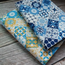 秋葉手作【花磚】書衣 書套 可調式布書衣 手工書衣 兩色可選, 1個