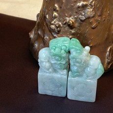 君遇 天然A貨翡翠 糯種陽綠特色貔貅印章 一對走 特色件 附陸證, 1個