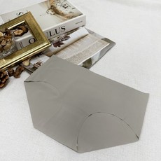 HanVo冰絲柔霧色系無痕內褲 桑蠶絲透氣中低腰 輕盈柔軟三角內褲 女內褲, 花果綠,L