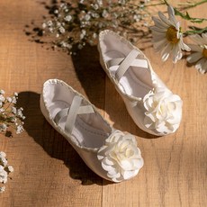 aterre Ballet 緞面花朵芭蕾舞鞋 ATB-1720 象牙白