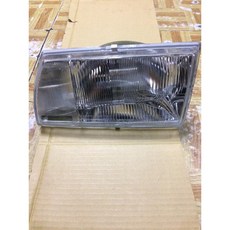 TNSK 雪鐵龍 CITROEN 來旺 C15 大燈 右側乘客邊 全新, 1個, 乘客右邊