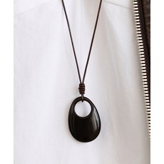 매장정품 타티아나 TATIANA 블랙 페블 레더 스트링 롱 목걸이 NZ2539 5008076905 164900