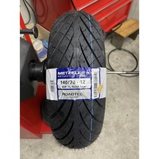象牌 ROADTEC SCOOTER 140/70-12速克達輪胎，卓越抓地力，安全舒適，提升操控性能