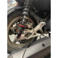 Brembo 大螃蟹 灰底銀字 卡鉗 Bwsr 四代勁戰 五代勁戰 Force Smax 六代勁戰 水B, 1個