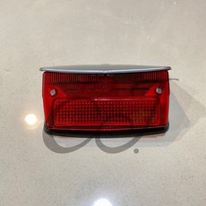 CJ motor 2T 狐狸尾燈 燈殼 50 special 燻黑 春天 90 100 125 150 px pe, 紅色, 1個