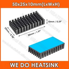 우리는 방열판 50x25x10mm 알루미늄 검정색 알루마이트 냉각기(파란색 패드 포함)를 수행합니다., 03 2pcs, 1개