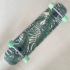 常青樹全能長板 竹加玻璃纖維板面 澳洲進口輪, 如圖所示, 1個