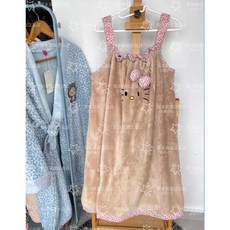 桃園出貨ing 秋冬珊瑚絨豹紋kitty印花浴袍長款抹胸可穿浴巾浴裙雙肩帶吊帶浴巾浴袍成人學生浴袍, 卡其色浴裙, 1個