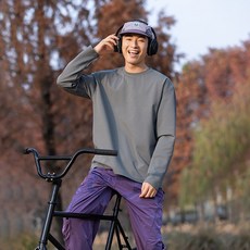 투니스 남성 빈티지 단색 라운드넥 긴소매 티셔츠