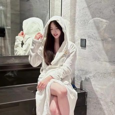 秋冬珊瑚法蘭絨睡袍女家居服加厚繫繩保暖睡裙浴袍