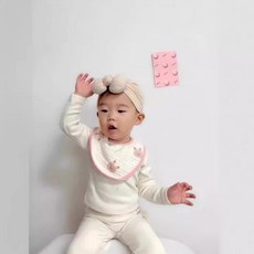 《寶貝不無聊》寶寶口水巾 純棉水洗、多款可選，母嬰用品 育嬰嬰兒用品 兒童圍嘴寶寶用品