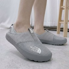 노스페이스 여성 여름용 트랙션 뮬 가벼운 데일리 슬리퍼 슈즈