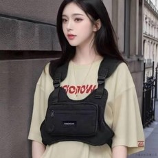 桃園出貨 新款多功能工裝胸包休閒戶外揹包馬甲背心個性運動騎行胸包簡約, 休閒戶外揹包馬甲背心個性運動騎行胸包簡約