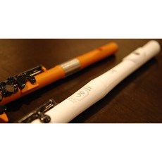 GUO FLUTE New Voice C Flute長笛 特選抗刮複合材料，音色優美，輕巧便攜，適合初學者及專業演奏者, 1個