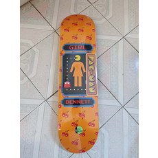 Girl 聯名 Pac-Man 8.25吋 滑板板面 全新未使用未拆封 DSM工廠生產 附砂紙, 如圖所示, 1個