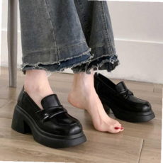 둥근코로퍼 베이직 꼬임 스트랩 키높이 통굽 페니로퍼 학생구두