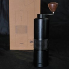 HARIO KABUTO/ KABUTO PRO 手搖磨豆機 (新版) 不鏽鋼五星刀盤，把手再升級, 1個, KABUTO 手搖磨豆機