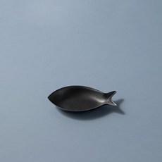 日本AOYOSHI青芳製作所 仿舊霧黑不銹鋼魚造型餐盤 - 6款 戶外露營黑色餐盤, 1個, 16cm,不鏽鋼