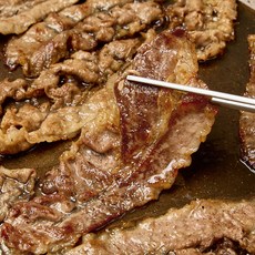 한 줄씩 돌돌 말아 바로 꺼내먹는 샤브샤브 소 목심, 1개, 700g