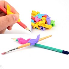 비워크 돌고래모양 필기그립 펜홀더 미끄럼방지 돌고래필기보조 유아용품