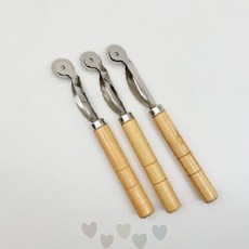 재봉 퀼트 제작 보조 도구 나무 손잡이 원형 톱니바퀴 패턴 휠 수공예용, 1개, 상세페이지 참조