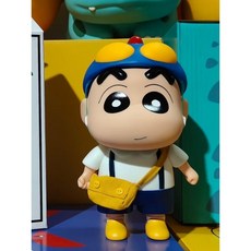 蠟筆小新發光手辦擺件 揹包小夜燈 拍拍燈 生日禮物 周邊潮玩, 1個, 校服小新（不發光）【9.5cm帶彩盒】