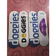 Doggies Psychos 滑板板面 7層加拿大楓木 部分圖案有劃痕, 如圖所示, 1個