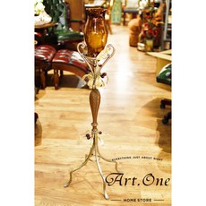 歐式玻璃花苞立式精美燭檯擺飾，浪漫燭光，提升居家品味，營造溫馨氛圍