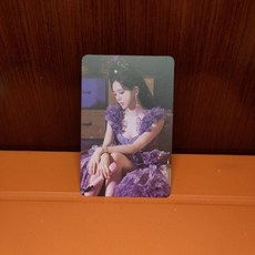 Blackpink The Show 演唱會 周邊小卡 JISOO 紫衣款, 1個, 紫衣秀