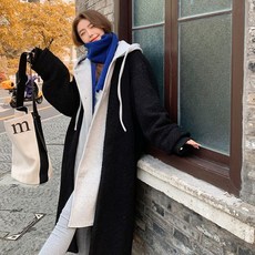 후드 레이어드 뽀글이 양털 오버핏 여성 롱코트 (Araium)