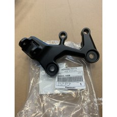 Kawasaki Z400 NINJA 400 腳踏支架 35063-1408 STAY FR STEP RH, 1個, 左35063-1407