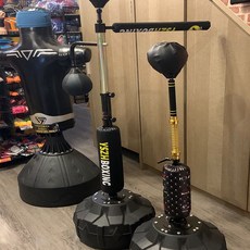 子甄彣璟 勇士之魂 升級款 立式拳擊靶 反應靶 沙包 速度球 拳擊 運動 拳擊靶 拳擊球 反彈球 拳擊沙包 反彈球, 1個, 黑色