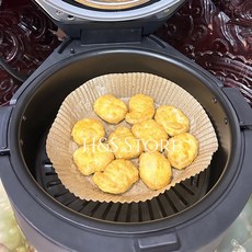 【H&S Store】氣炸鍋紙托50入 耐高溫防水防油烘焙紙托 烤箱微波爐電鍋多功能料理紙, 1個