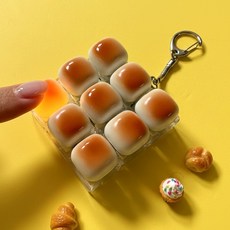 딜리버룸 LED 빵 키캡 키링 9구 피젯토이 청축 열쇠고리 청소솔 포함, 브레드, 1개
