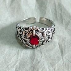 復古紅色寶石開口戒指，時尚雕花可調節指圍，精緻復古風戒指
