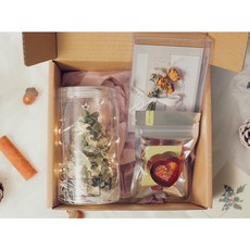 DAY OFF愉快假期 聖誕節禮盒 交換禮物 手機支架 乾燥花 聖誕樹 卡片 燙金 流沙支架 繡球花, 1個, 綠色聖誕小樹+黃玫卡