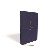 Nabre New American Bible Revised Edition Catholic Bible First Communion Bible: New Testament Le... Imitation Leather, Catholic Bible Press, English, 9780785253266