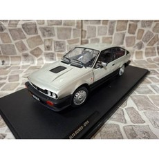SOLIDO Alfa Romeo GTV6 1984 銀色 模型, 1個