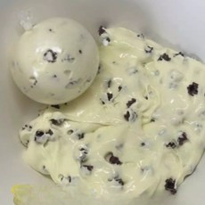 초코 크런치 말랑이 스퀴시 스퀴지, 1개, BANANA