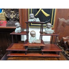{超人氣大賣場} 福態琴棋書畫小沙彌 創意居家擺件 小和尚 多寶格 小博骨架 紫砂茶壺架 置物架 盆景展示架, 1個, 琴棋書畫小沙彌