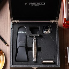 FREED 雙刃刮鬍刀禮盒, 1個, 蝕刻雕花鍍鎳版,免費刻字, 10